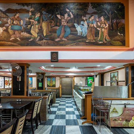 Sree Bharani Hotels Tirunelweli Zewnętrze zdjęcie