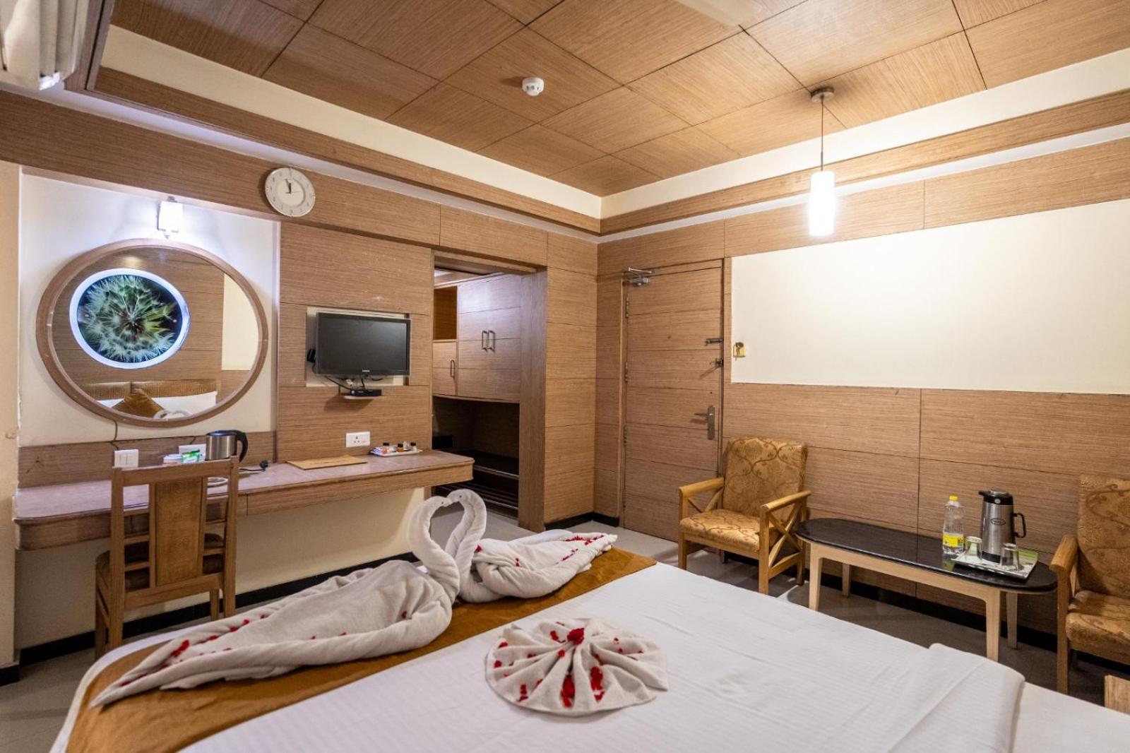 Sree Bharani Hotels Tirunelweli Zewnętrze zdjęcie