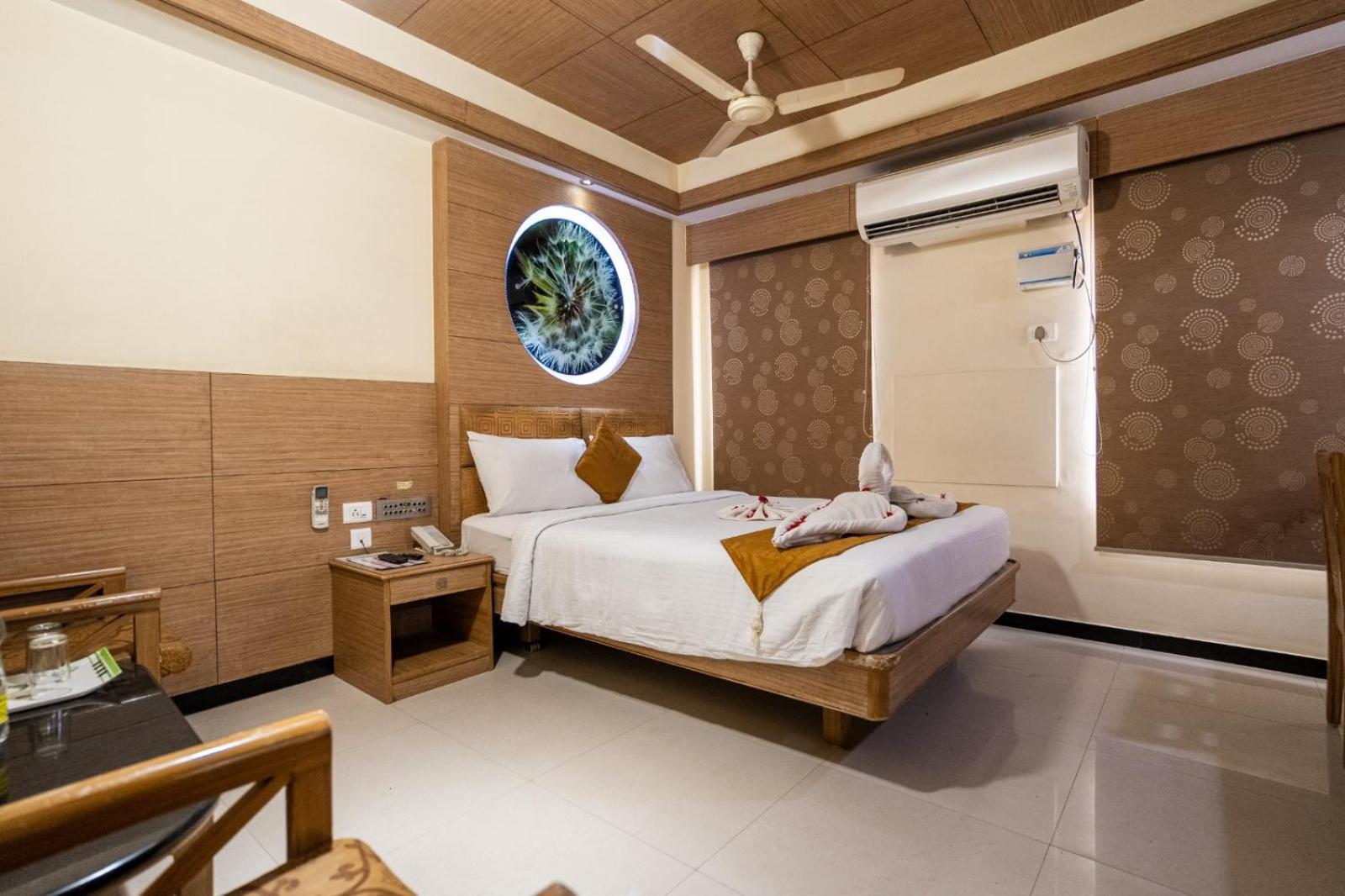Sree Bharani Hotels Tirunelweli Zewnętrze zdjęcie