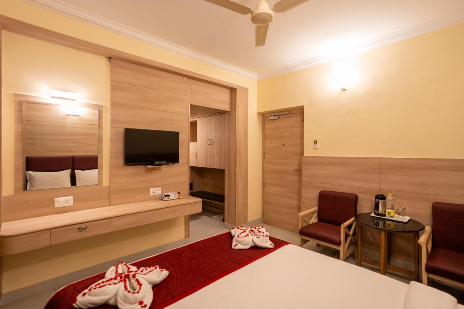 Sree Bharani Hotels Tirunelweli Zewnętrze zdjęcie