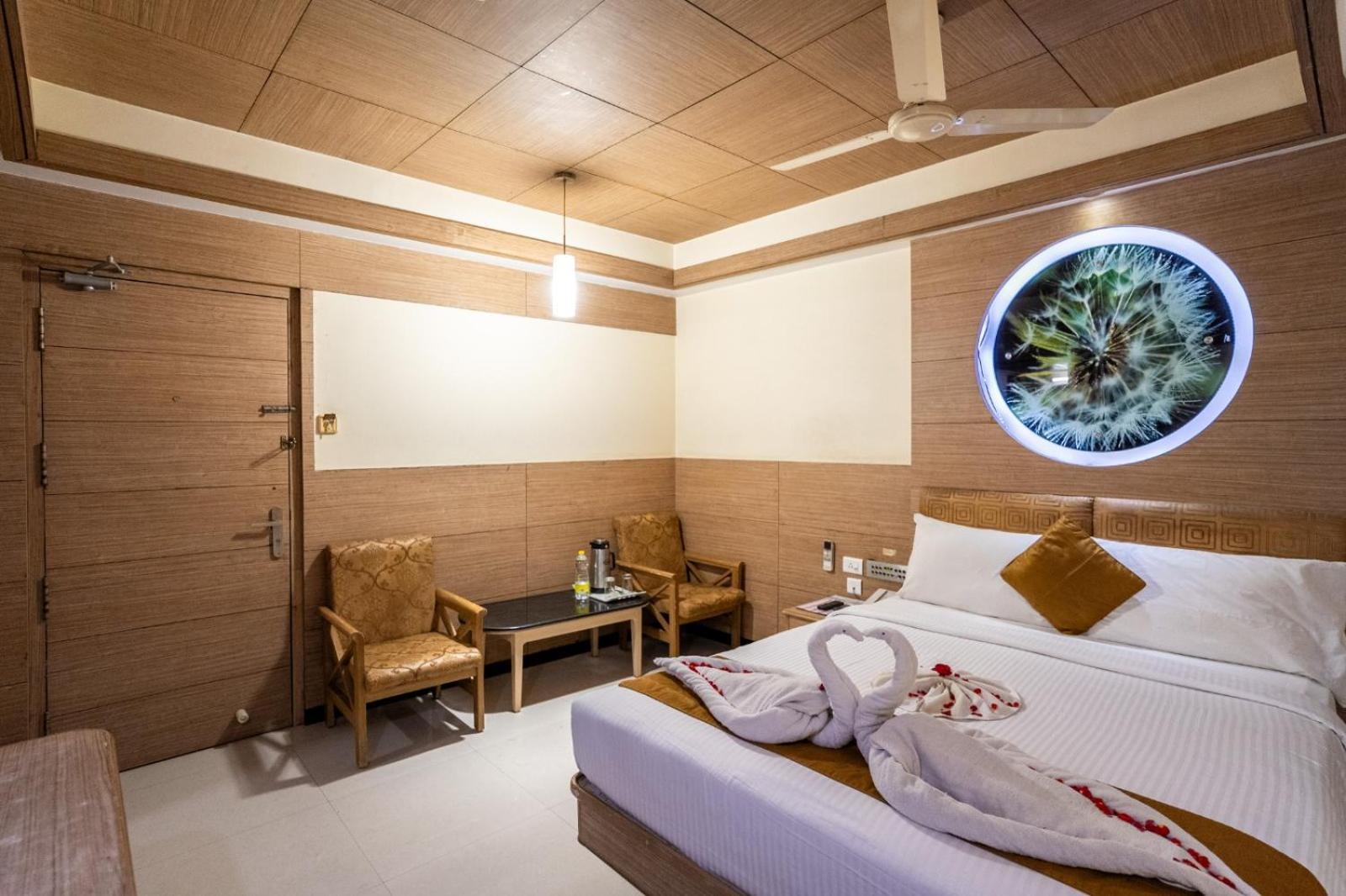 Sree Bharani Hotels Tirunelweli Zewnętrze zdjęcie