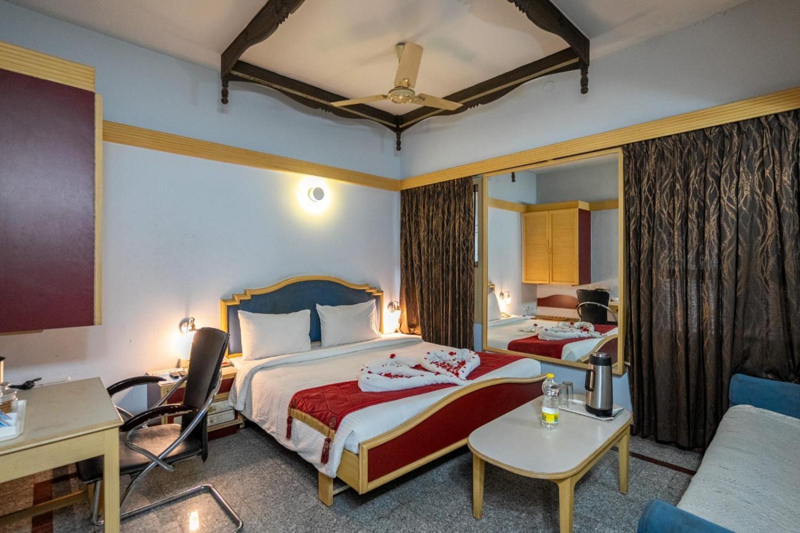Sree Bharani Hotels Tirunelweli Zewnętrze zdjęcie