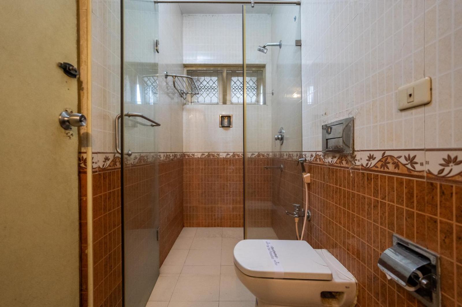 Sree Bharani Hotels Tirunelweli Zewnętrze zdjęcie